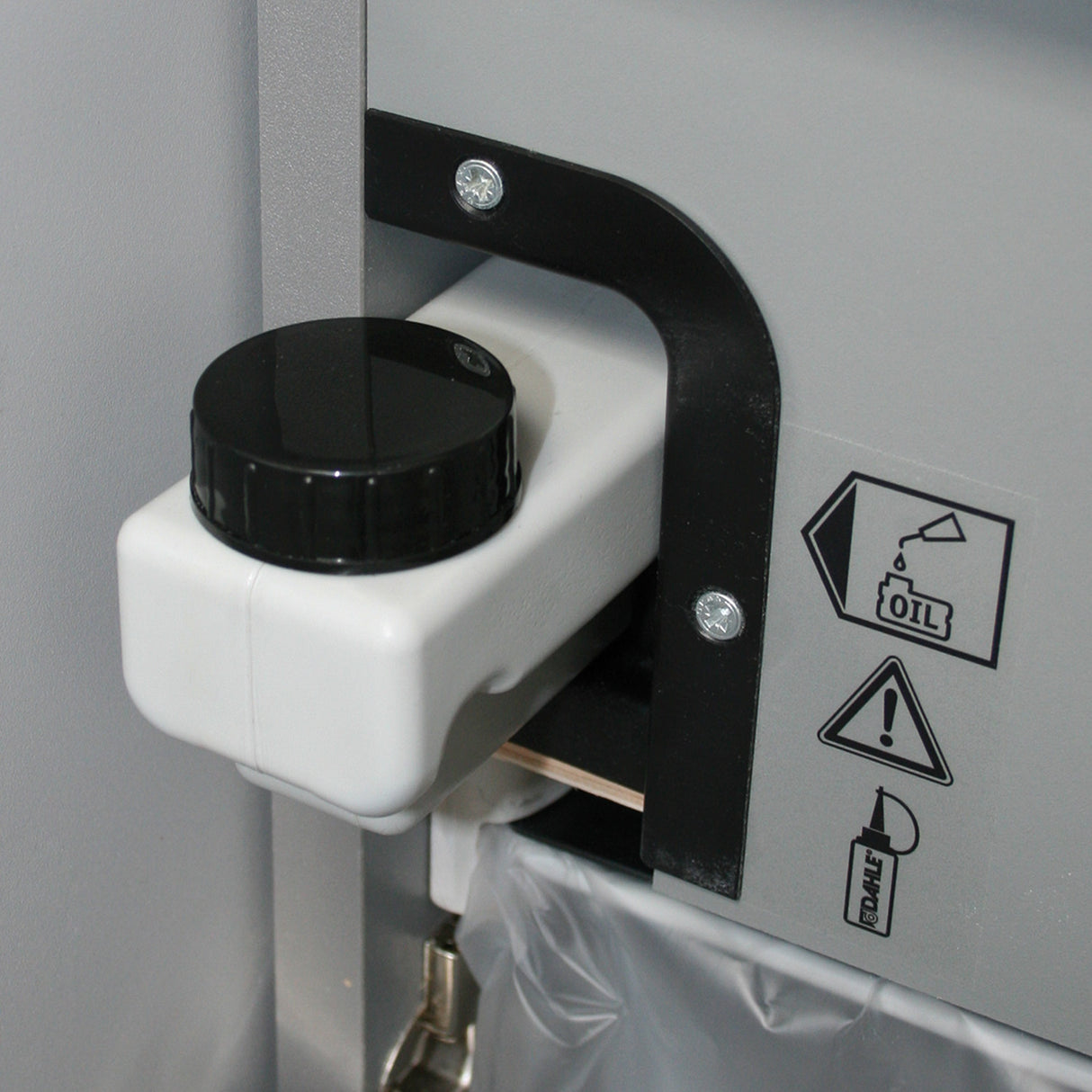 Dahle_710air_41434_Oeltank